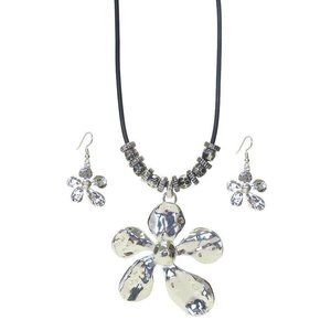 Textured Silver Metal Flower Pendent Cord Necklace Earring Set Fashion Jewelry
